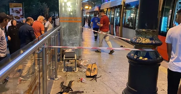 Sultanahmet’te tramvay durağında panik anları! Şüpheli çanta fünye ile patlatıldı