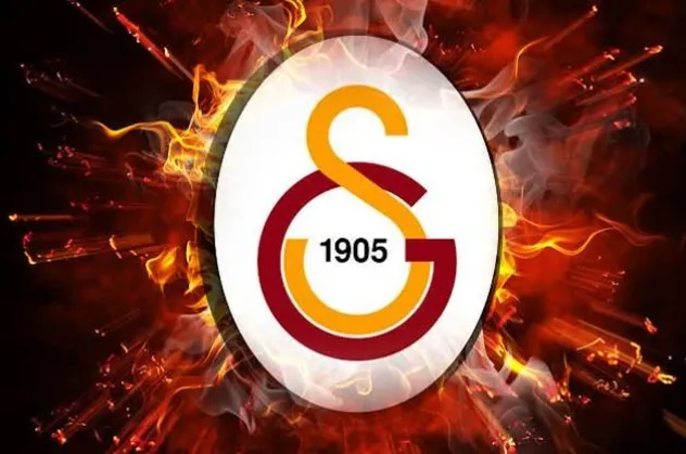 Galatasaray'ın yeni transferi Onyekuru İstanbul'a geldi
