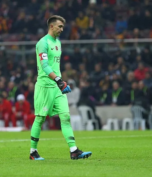 Galatasaray’da sezon sonu maaş bütçesi operasyonu için düğmeye basılacak-2