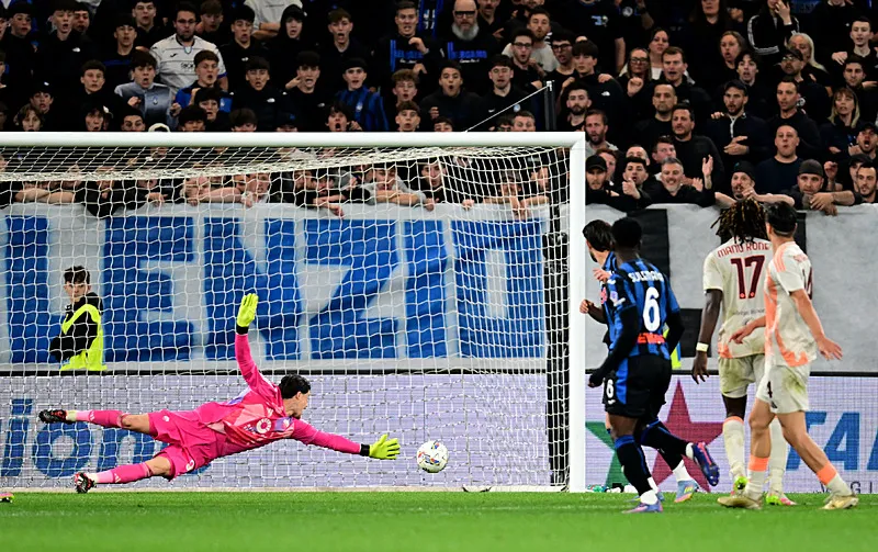 Jose Mourinho'nun gözdesi Galatasaray'a! Transferde ilk temas kuruldu - 24