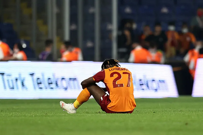 Galatasaray'da 8 ayrılık birden! - 16