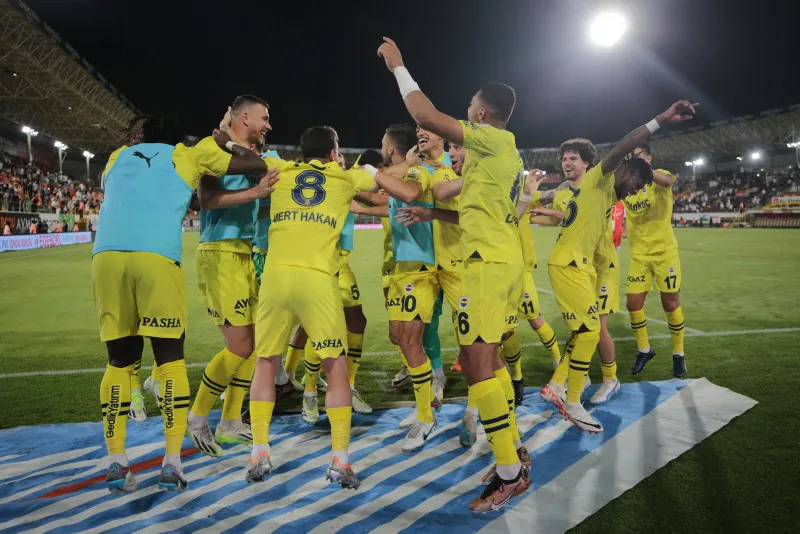 FENERBAHÇE TRANSFER HABERLERİ | Fenerbahçe'de 4 ayrılık birden! Şansı kullanamadılar - 3