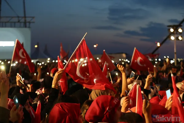 15 Temmuz'un 3. yıl dönümünde Türkiye yeniden meydanlarda! Asım'ın nesli ayakta - 17