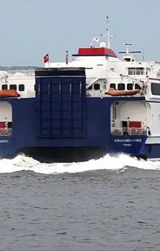 Deniz ulaşımına fırtına engeli: İDO ve BUDO'da sefer iptalleri!