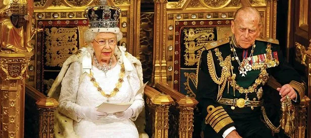 Kraliçe Elizabeth tahtı bırakıyor mu?
