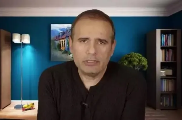 FETÖ'nün 'Fuat Avni'si firari Said Sefa casus ve sapık olduğunu pişkince itiraf etti! Türkiye aleyhine ajanlık FETÖ'cü eşleriyle sanal seks
