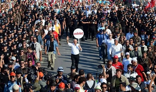 eski-chpli-mehmet-sevigenden-bomba-mit-tirlari-kumpasi-itirafi-belgeleri-kemal-kilicdaroglu-verdi-1654500906645.jpg Eski CHP'li Mehmet Sevigen'den bomba MİT TIR'ları kumpası itirafı: Belgeleri Kemal Kılıçdaroğlu verdi-4