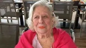 yesilcamin-sevilen-ismi-ayten-erman-son-yolculuguna-ugurlandi-1645810356401.jpg Yeşilçam’ın sevilen ismi Ayten Erman son yolculuğuna uğurlandı!-5