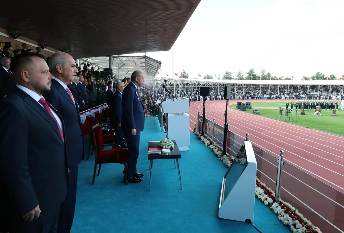 Başkan Erdoğan’dan 15 Temmuz mesajı: Üniformaya ihanet edenleri temizledik-7