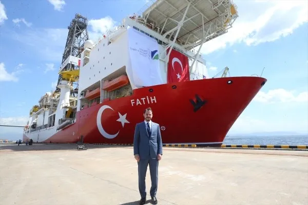 Türkiye'nin sondaj gemisi Fatih Yunan'ı korkuttu-2