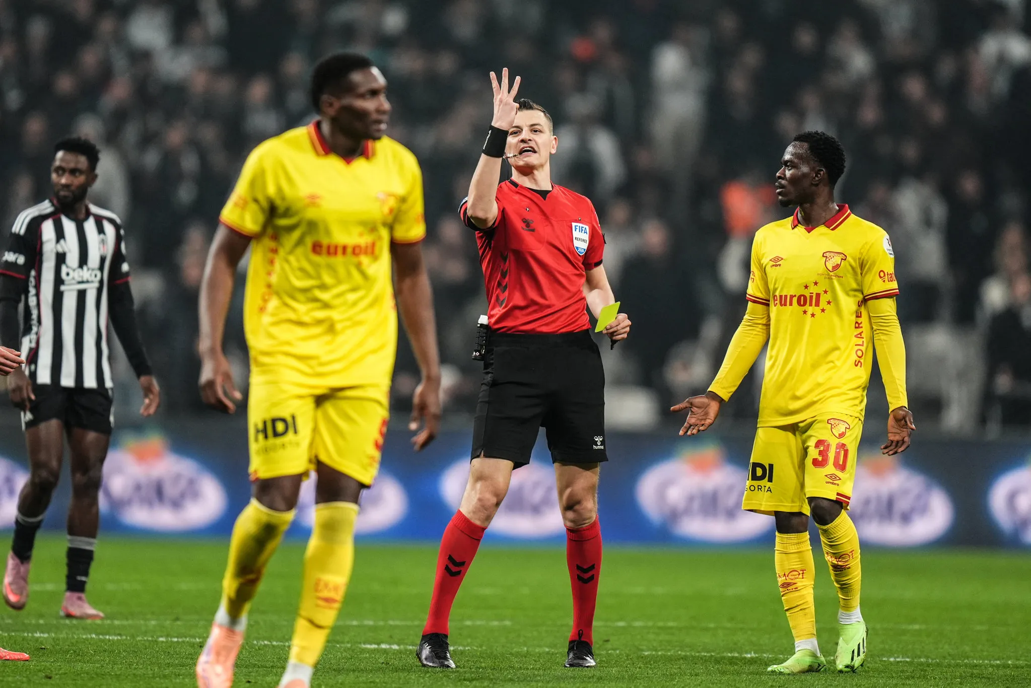 Spor yazarları Beşiktaş-Göztepe maçını değerlendirdi - 9