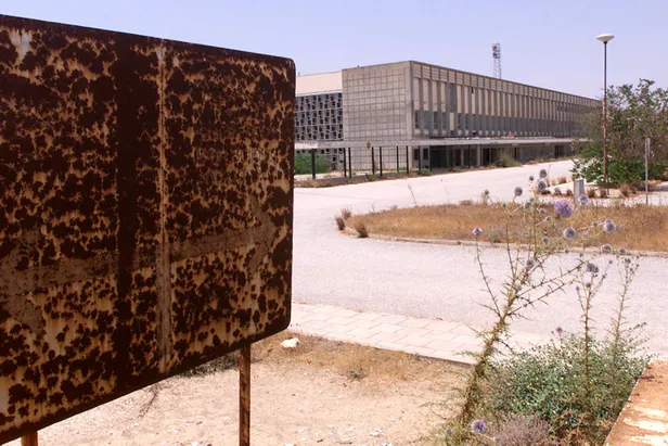 kapali-maras-nerede-kktc-kapali-maras-neden-kapatildi-iste-haritasi-1601994185739.jpg Kapalı Maraş nerede? KKTC Kapalı Maraş neden kapatıldı? İşte haritası...-2