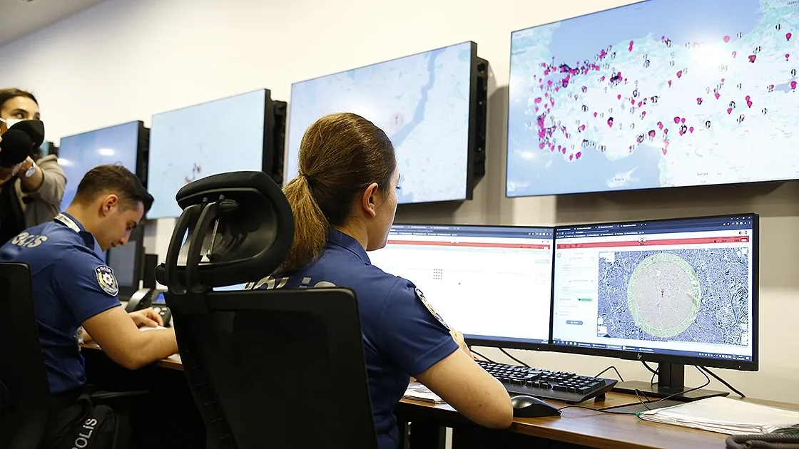 calisan-anneler-dikkat-dogum-izni-24-haftaya-cikti-karar-tbmm-genel-kurulunda-kabul-edilerek-yasalasti-1776896546447.jpeg Çalışan anneler dikkat: Doğum izni 24 haftaya çıktı! Karar TBMM Genel Kurulunda kabul edilerek yasalaştı-11