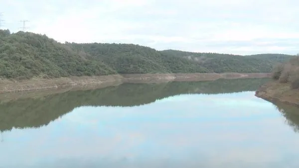 SON DAKİKA: Elmalı Barajı'nda korkutan görüntü: Son 10 yılın en düşük seviyesi! Uzmanlar 'sivrisinek' tehlikesine karşı uyardı-4