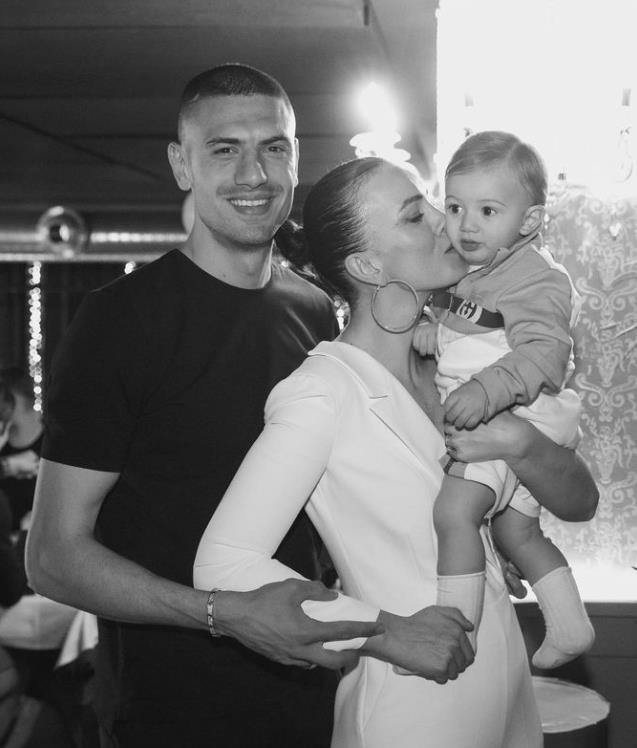 milli-futbolcu-merih-demiral-ikinci-kez-baba-oldu-1717448073034.jpeg Milli futbolcu Merih Demiral ve model eşi Heidi Lushtaku’dan müjdeli haber! İkinci kez anne-baba oldular...-7