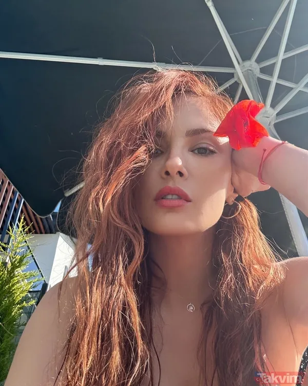 Mine Tugay’dan iddialı hareket! Eksi 45 derece kabine kendini kapatıp siyah mayosuyla koşturdu! Cesur paylaşımı sosyal medyayı salladı - 5