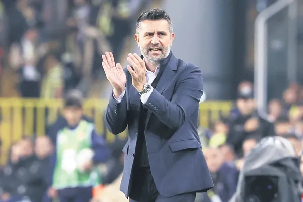 bjelica-kanunlari-idmanda-daha-cok-calisan-formayi-kapiyor-1684534570948.jpeg Bjelıca kanunları: İdmanda daha çok çalışan formayı kapıyor!-4