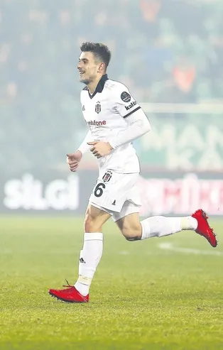 Beşiktaş kurallara göre hükmen galip