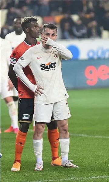 Son dakika: Galatasaray, Kerem Aktürkoğlu ile 5 yıllık sözleşme imzalandığını duyurdu-4