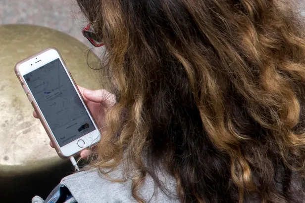 İstanbul'da yüzlerce lüks araç otoparklara çekildi-5