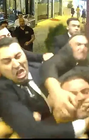 Ortaköy'deki dayak olayının detayları ortaya çıktı! Refleks olarak dövmüşler