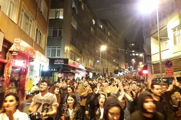 YSK'nın İstanbul kararının ardından Geziciler provokasyon peşine düştü