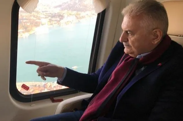 AK Parti İstanbul Büyükşehir Belediye Başkan Adayı Binali Yıldırım İstanbul'u havadan inceledi
