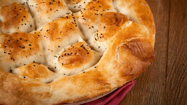 Ramazan pidesi kaç TL oldu 2024? İstanbul, Ankara, İzmir 2024 pide fiyatları kaç TL? Yumurtalı ve sade pide il il fiyat listesi...