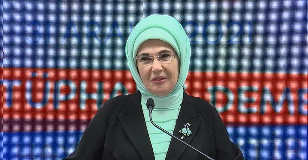 Emine Erdoğan: Hakikatle yalanın birbirine karıştığı sosyal medyanın en güçlü panzehri, faydalı kitaplardır