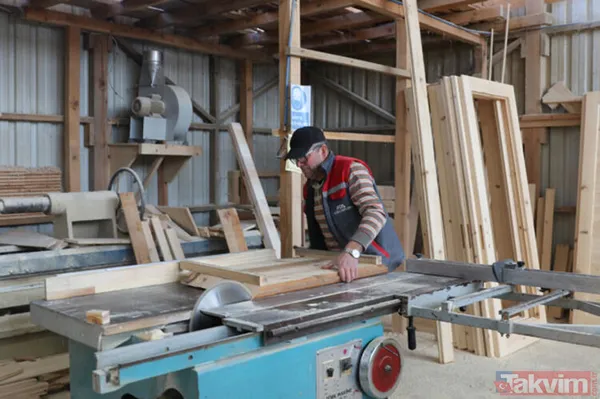 Özdemir'in Ürettiği Taşınabilir Karavan Tipi Yayla Evleri, Türkiye'nin Her Yerinden Talep Görüyor. Altına Monte Edilen Tekerlekler Sayesinde Bağladığı Her Araç...