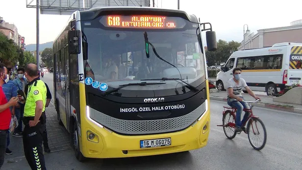 18-yas-alti-ve-65-yas-ustu-toplu-tasima-yasagi-kalkti-mi-yeni-normallesmede-18-yas-alti-otobus-metro-dolmusa-binebilir-mi-1624274001082.jpg 18 yaş altı ve 65 yaş üstü toplu taşıma yasağı kalktı mı? Yeni normalleşmede 18 yaş altı otobüs, metro, dolmuşa binebilir mi?-2