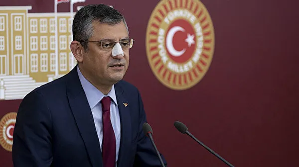 kuran-kurslarini-ve-diyaneti-hedef-alan-chpli-ozgur-ozule-tepkiler-cig-gibi-1641707906584.jpg Kur'an kurslarını hedef alan CHP'li Özgür Özel'e tepkiler çığ gibi!-2