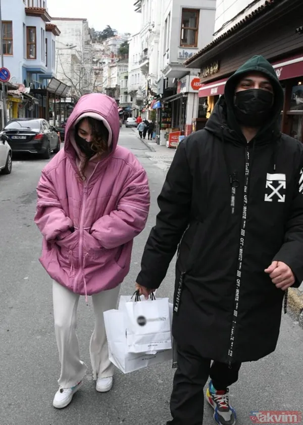 Aslı Bekiroğlu çok yakın arkadaşıyla tatile çıktı leopar bikinisiyle konuştu da konuştu! Söyledikleri yüzünden projeden çıkarılan Aslı... - 22