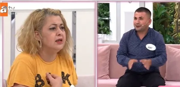 esra-erolda-ilginc-olay-fatma-ile-15-yas-kucuk-kocasi-suat-canli-yayinda-yuzlesti-sosyal-medya-ikiye-bolundu-1622650049254.jpg Esra Erol’da ilginç olay! “Karadeniz turuna çıkıyorum diye Esra Erol'a geldim” dedi 15 yaş küçük kocasıyla canlı yayında yüzleşti-5