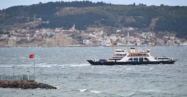 Kuzey Ege'de feribot seferlerine fırtına engeli