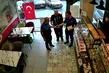 Üsküdar’da CHP’li ilçe başkanından esnafa selam cezası: Tartışmanın ardından zabıta gönderildi