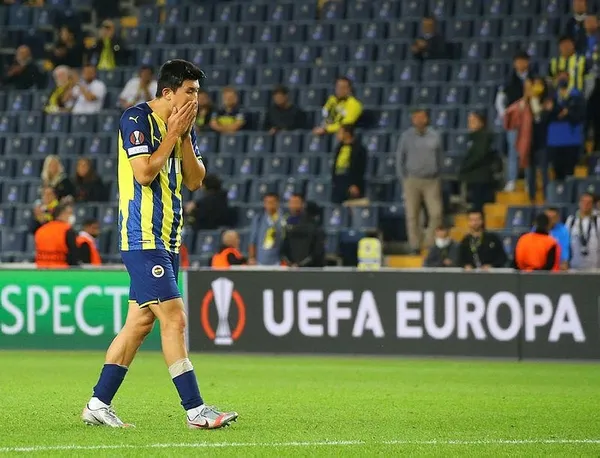 Fenerbahçe'nin başı dertte! Olympiakos maçında hem takım hem de taraftar iyi sınav veremedi-7