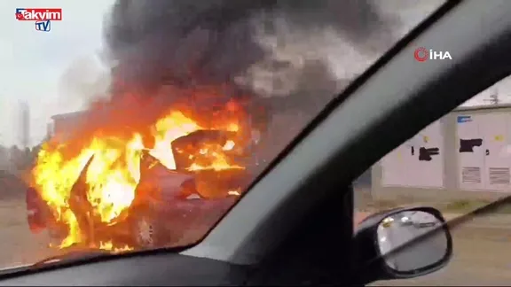 Tekirdağ'da otomobil alev topuna dönüştü