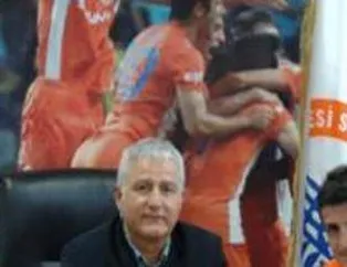 Bedelli vuran futbolcular