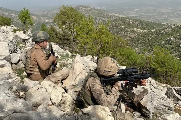 PKK'nın para kaynağına darbe! 3 ton 470 kilo toz ve kubar esrar...