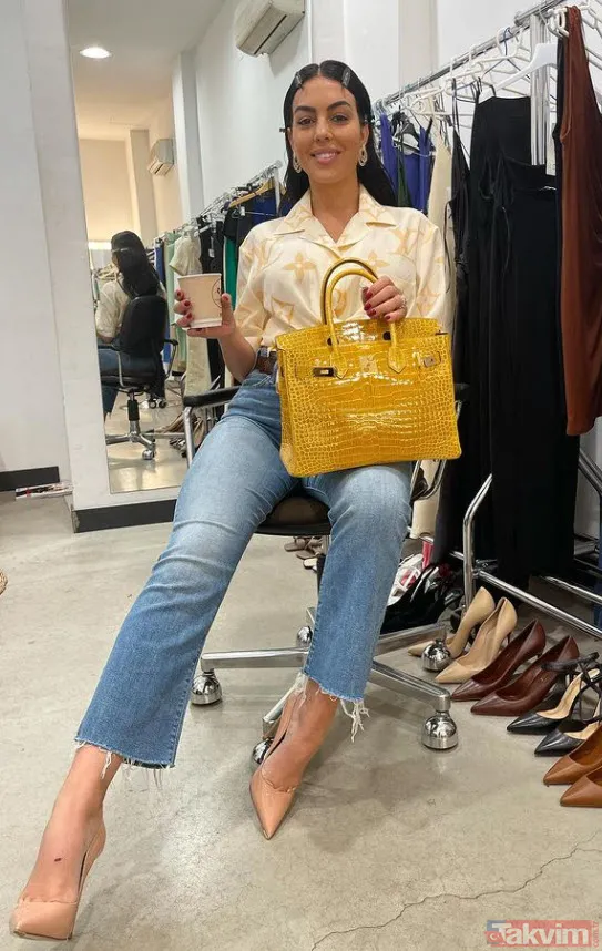 Cristiano Ronaldo'nun sevgilisi Georgina Rodriguez'den evlilik açıklaması 'o benim arkadaşım' İkiz bebeklere hamile - 10