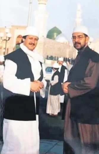 1662886084437.jpg Ahmet Özhan 55 yıllık dostu Ömer Tuğrul İnançer'i anlattı: Abim, rehberim ve arkadaşımdı-5