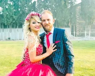 Aşk sahaya çıktı