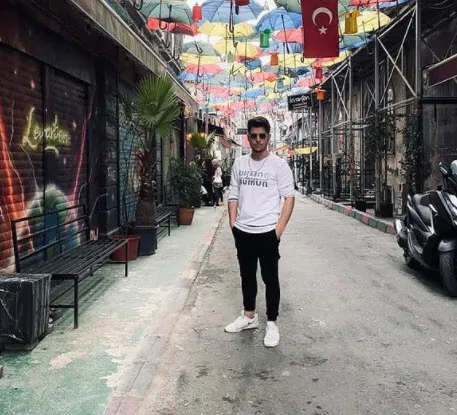 Acun Ilıcalı ondan yaka silkti Masterchef Murat Özdemir her taşın altında! 20 yaşındaki kıza ahlaksız teklif yapan Hamza meğer...-8
