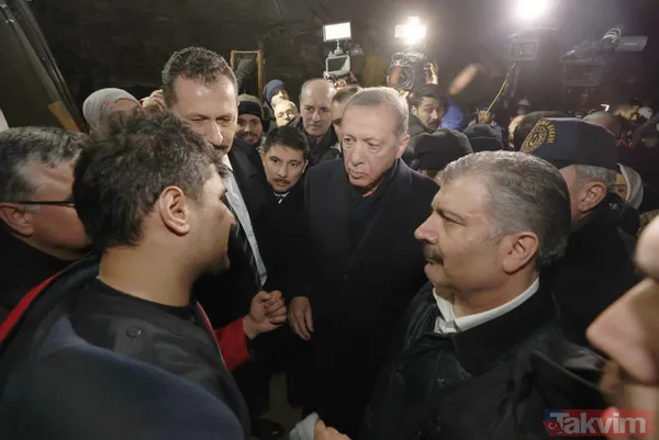 Başkan Erdoğan deprem bölgesinde! Canlı yayında duygu dolu anlar: "Allah devletimizden razı olsun" - 35
