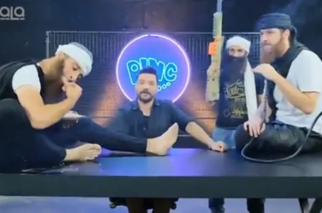 YouTuber Oğuzhan Uğur, yayınladığı videoyla İslam'ı ve Hz. Muhammed'in sünnetini aşağıladı