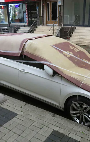 İstanbul'da dolu önlemi! Mal canın yongasıdır diyen vatandaşlardan yine bilindik önlem