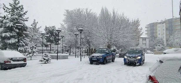 SON DAKİKA: Yoğun kar yağışı uyarısı! İstanbul'a 1985 kışı geri dönüyor-8