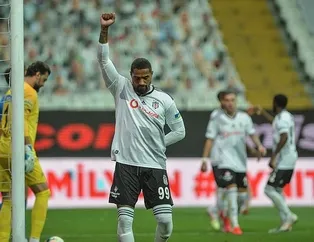 Bir şok da Boateng’den