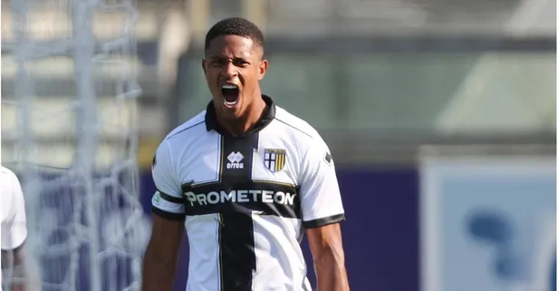 Fenerbahçe, Oosterwolde ile el sıkıştı